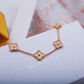 Классический браслет Van Cleef & Arpels с пятиконечным клевер