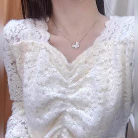 -Изображение на теле -Van Cleef & Arpels Ожерелье с бабочкой,