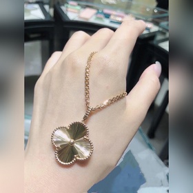Van Cleef & Arpels Большой четырехлистный клевер, длинная це