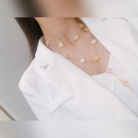 Уровень покупки VCA Four-Leaf Clover Van Cleef & Arpels, полн