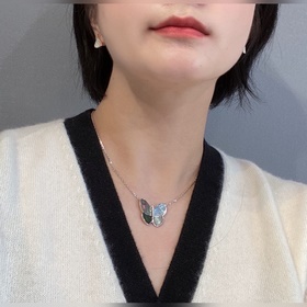 VCA Van Cleef & Arpels Белый жемчуг Большой бабочка Ожерелье 