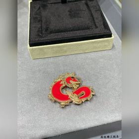 Красный цвет для Нового года / Необходимый аксессуар в год Дракон