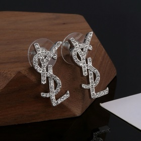 Серьги Saint Laurent YSL — классическая роскошь, модный и универс