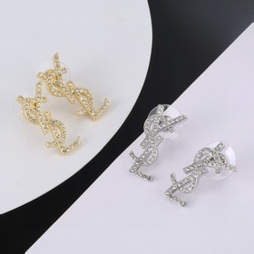 Серьги Saint Laurent YSL — классическая роскошь, модный и универс