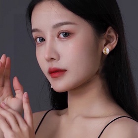 YSL Saint Laurent жемчужные серьгиз оригинального латунного матер