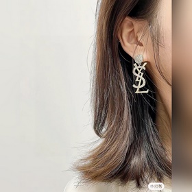 Серьги Saint Laurent YSL — классическая роскошь, модный и универс