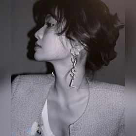 YSL Saint Laurent Серьги-клипсы из оригинального латунного матери