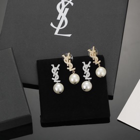Серьги Saint Laurent YSL — классическая роскошь, модный аксессуар
