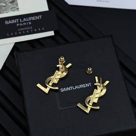 YSL Saint Laurent серьги-гвоздики с буквами бриллиантами, неровны