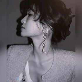 YSL Saint Laurent Серьги-клипсы из оригинальной латуни. Yves Sain