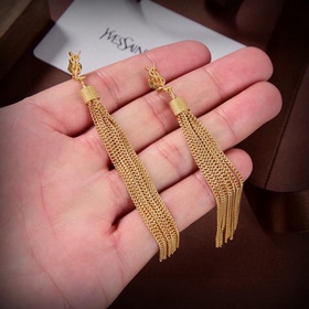 YSL Saint Laurent серьги с бахромой и цепочкой. Смелый и классиче
