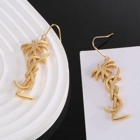 YSL Saint Laurent Серьгиз оригинального латунного материала. Комп