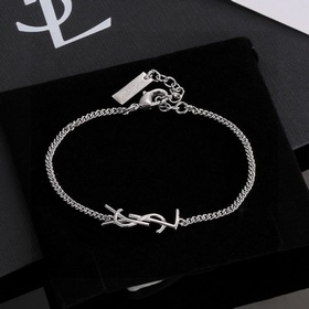 YSL, полное название Yves Saint Laurent, в китайском языке называ
