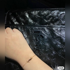 YSL, полное название Yves Saint Laurent, в переводе на русский яз