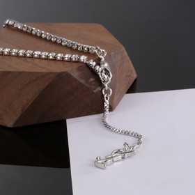 YSL Saint Laurent буква с бахромой и бриллиантами, оригинальная л