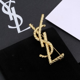 Брошь Saint Laurent YSL. Классическая роскошь. Модная и универсал