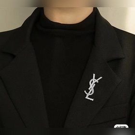 Брошь Saint Laurent YSL. Классическая роскошь. Модная и универсал