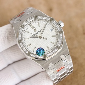 Audemars Piguet Royal Oak 15510V2 — впечатляющий дебют： удаление 