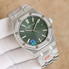 Audemars Piguet Royal Oak 15510V2 — впечатляющий дебют： удаление