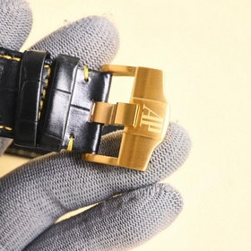 Новейшая модель Audemars Piguet с керамическим ободком. Audemars 