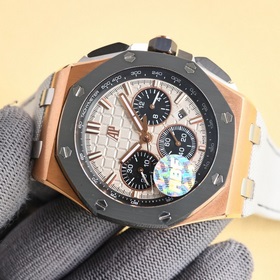 Новейшая модель Audemars Piguet с керамическим ободком. Audemars 