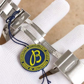 Legendary Aviation Series от Breitling — классическая модель с ла