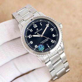 Legendary Aviation Series от Breitling — классическая модель с ла