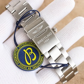 Legendary Aviation Series от Breitling — классическая модель с ла
