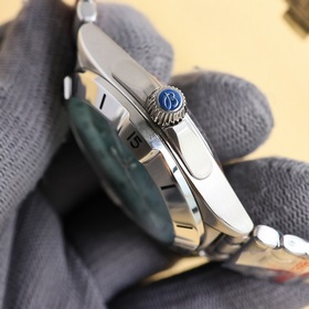 BREITLING, механическая серия хронографов A32398101M1A1 (Chronoma
