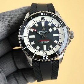 GR тщательно отобрал часы Superocean 42 мм от Breitling. 1： Часы