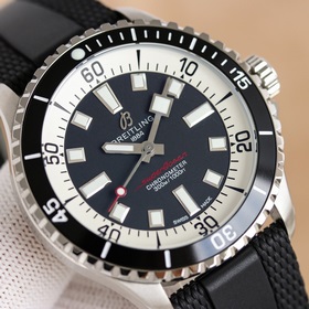 GR представляет часы Breitling Superocean 42 мм. 1： Часы для дайв