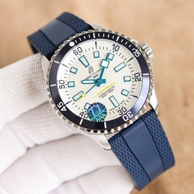 GR представляет часы Breitling Superocean 42 мм. 1： Часы для дайв