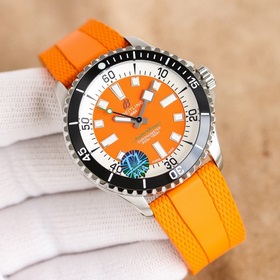 GR представляет часы Breitling Superocean 42 мм. 1： Часы для дайв