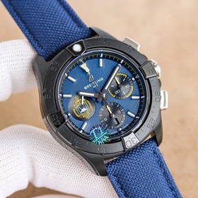 Новая серия Breitling Avenger SB01474A1C1X1 уже в продаже. Диамет