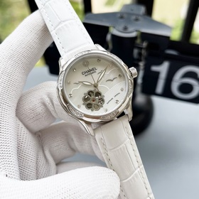 Женские механические часы Chanel Seiko представлены в соответстви