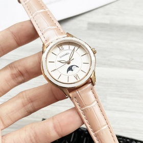 Новая модель от Chanel — элегантные женские часы. Корпус часов от