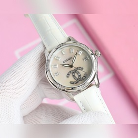 Бренд： Chanel Модель： Новая женская механическая ручная часы Меха