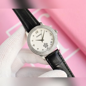 Женские механические часы Chanel Seiko представлены в соответстви