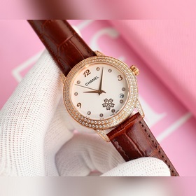 Женские механические часы Chanel Seiko представлены в соответстви