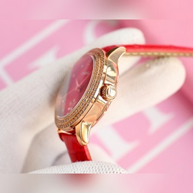 Женские механические часы Chanel Seiko представлены в соответстви