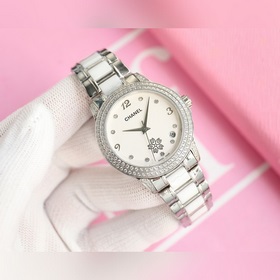 Женские механические часы Chanel Seiko представлены в соответстви