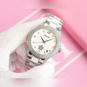 Женские механические часы Chanel Seiko представлены в соответстви