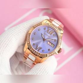 Женские механические часы Chanel Seiko представлены в соответстви