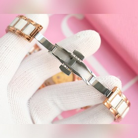 Женские механические часы Chanel Seiko представлены в соответстви