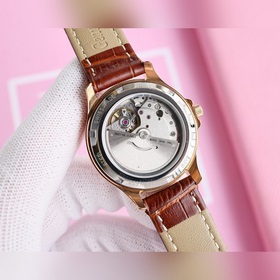 Женские механические часы Chanel Seiko представлены в соответстви