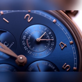 V9 International Portugal Series True Perpetual Calendar, первая 