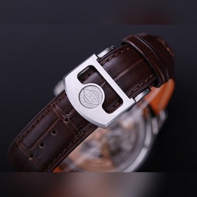 V9 International Portugal Series True Perpetual Calendar, первая 