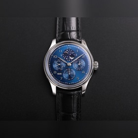 V9 International Portugal Series True Perpetual Calendar, первая