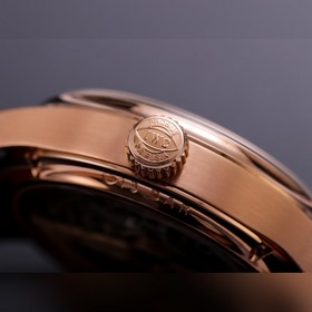 V9 International Portugal Series True Perpetual Calendar, первая 