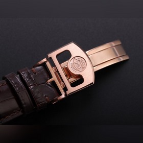 V9 International Portugal Series True Perpetual Calendar, первая 